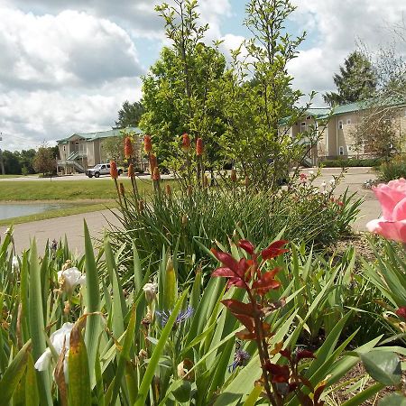 Fairway Suites At The Peak French Creek Екстер'єр фото